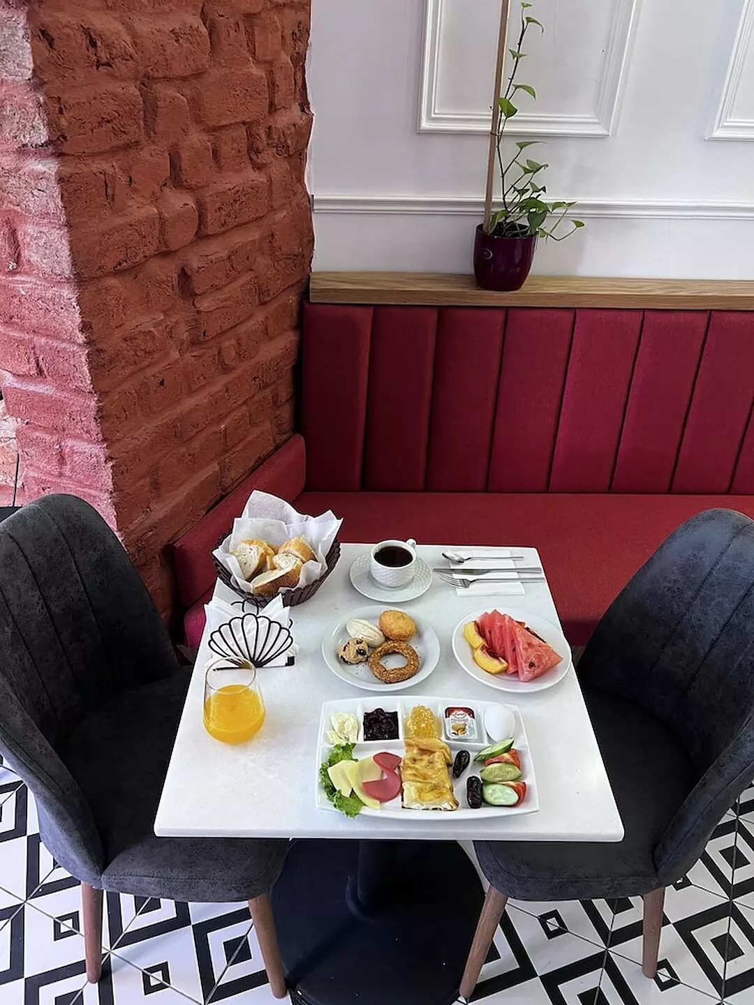 هتل امی تکسیم